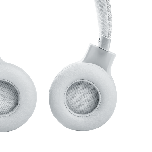 JBL Live 460NC