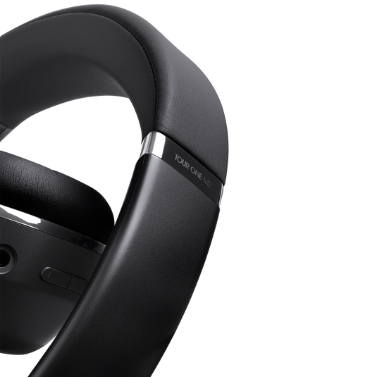 JBL Tour One M2